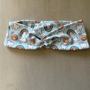 Cute Headband with Tooth and Rainbow Print dental